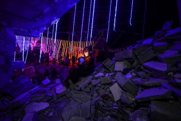 First sahur meal among the collapsed houses in Khan Yunis