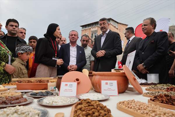 Hakkari'de 'Yöresel Lezzetler Festivali'nin ikincisi düzenlendi