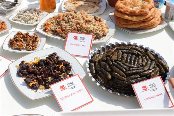 Hakkari'de 'Yöresel Lezzetler Festivali'nin ikincisi düzenlendi