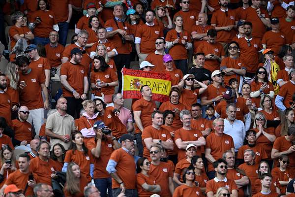 Rafael Nadal honored with tribute ceremony on Day 1 of French Open in Paris