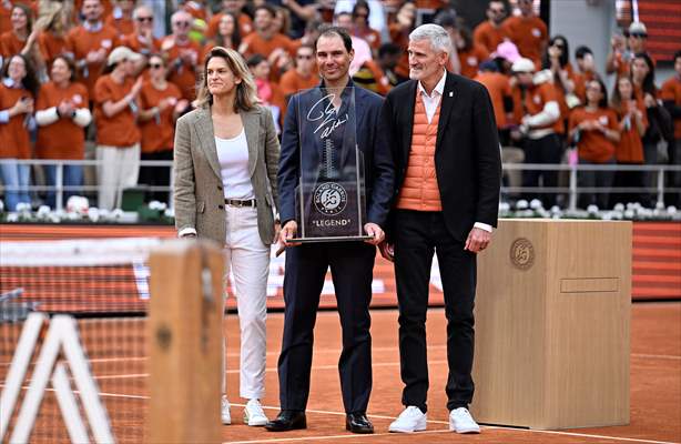 Rafael Nadal honored with tribute ceremony on Day 1 of French Open in Paris