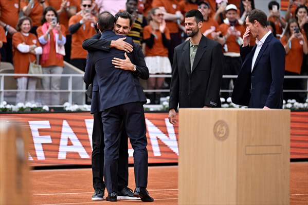Rafael Nadal honored with tribute ceremony on Day 1 of French Open in Paris