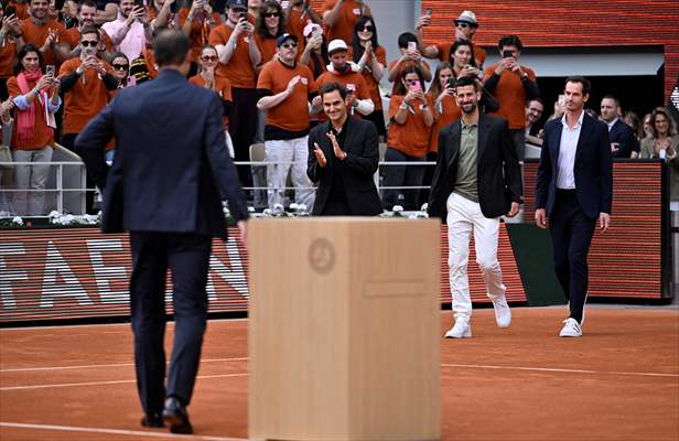 Rafael Nadal honored with tribute ceremony on Day 1 of French Open in Paris