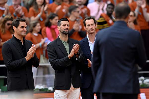 Rafael Nadal honored with tribute ceremony on Day 1 of French Open in Paris
