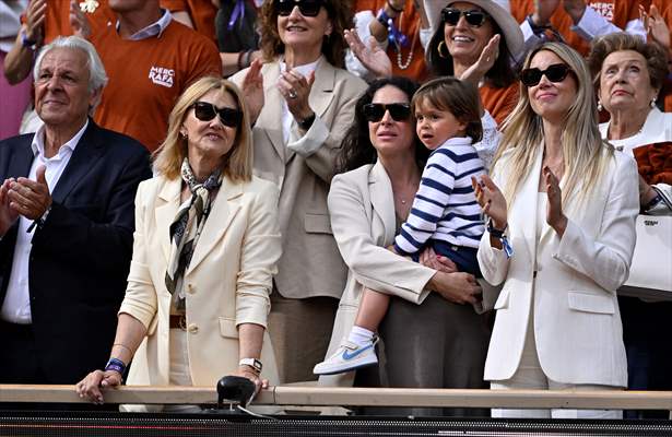 Rafael Nadal honored with tribute ceremony on Day 1 of French Open in Paris