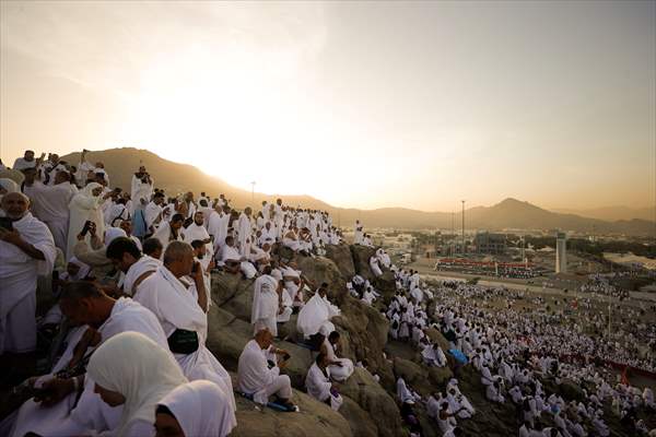 Prospective Muslim pilgrims at Arafat in Mecca