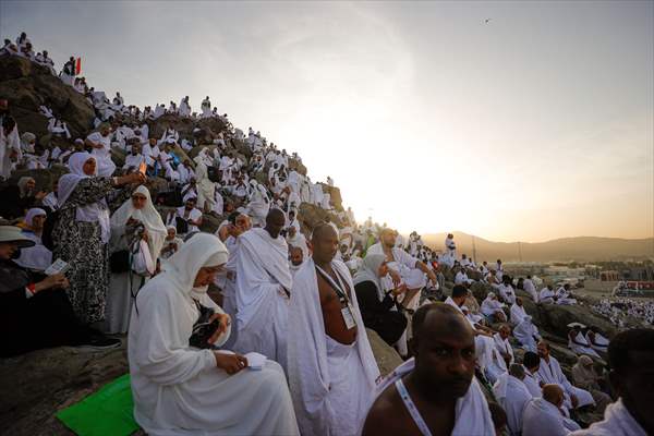 Prospective Muslim pilgrims at Arafat in Mecca