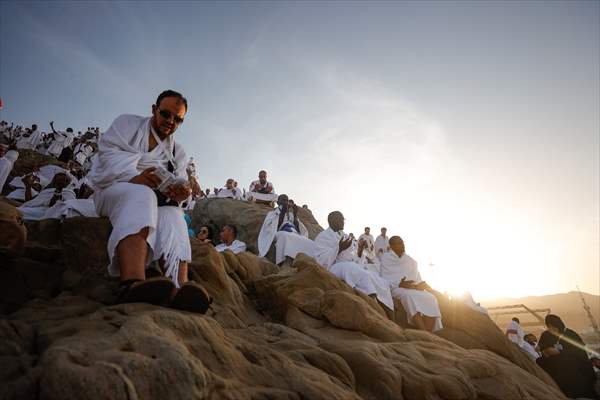 Prospective Muslim pilgrims at Arafat in Mecca