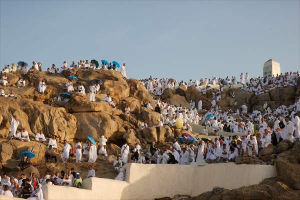 Prospective Muslim pilgrims at Arafat in Mecca