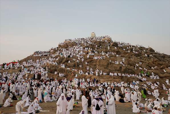 Prospective Muslim pilgrims at Arafat in Mecca