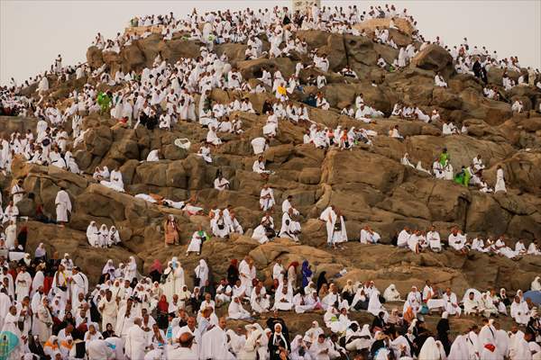 Prospective Muslim pilgrims at Arafat in Mecca