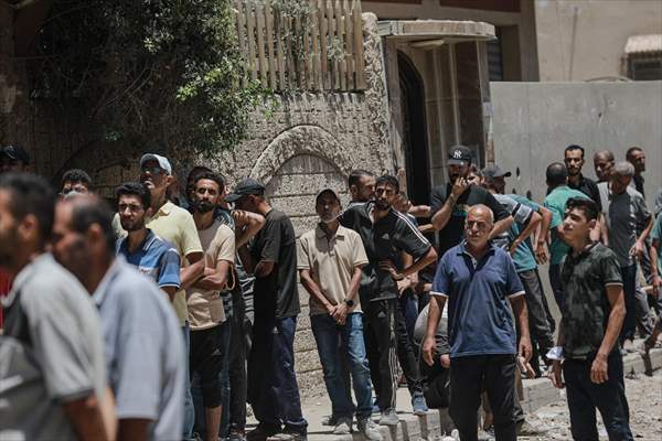 Flour aid distributed to Palestinians in Gaza under Israeli attacks