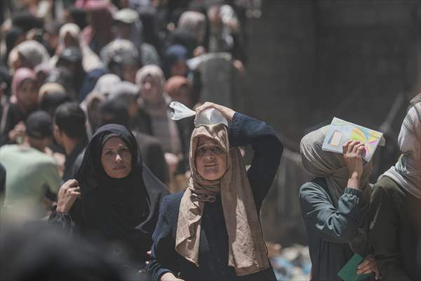 Flour aid distributed to Palestinians in Gaza under Israeli attacks