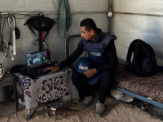 Gazze’de açlıkla mücadele eden AA serbest habercileri insani krizi aktarmayı sürdürüyor