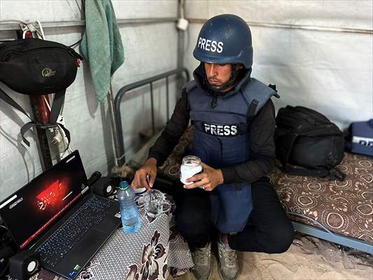 Gazze’de açlıkla mücadele eden AA serbest habercileri insani krizi aktarmayı sürdürüyor