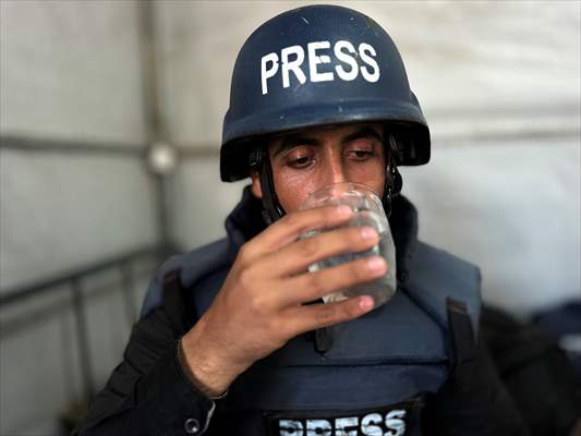 Gazze’de açlıkla mücadele eden AA serbest habercileri insani krizi aktarmayı sürdürüyor