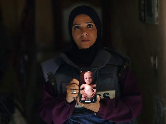 Gazze’de açlıkla mücadele eden AA serbest habercileri insani krizi aktarmayı sürdürüyor