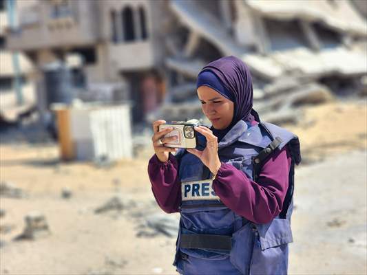 Gazze’de açlıkla mücadele eden AA serbest habercileri insani krizi aktarmayı sürdürüyor