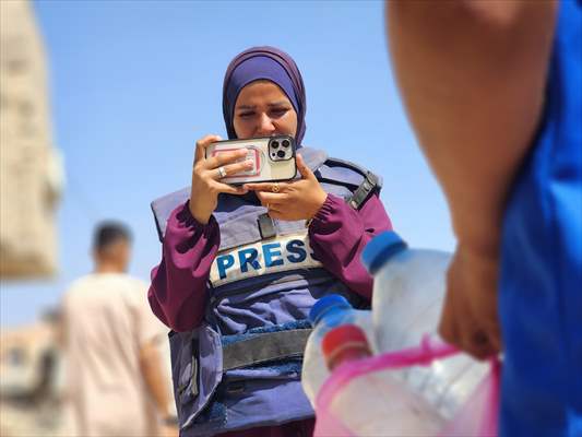 Gazze’de açlıkla mücadele eden AA serbest habercileri insani krizi aktarmayı sürdürüyor