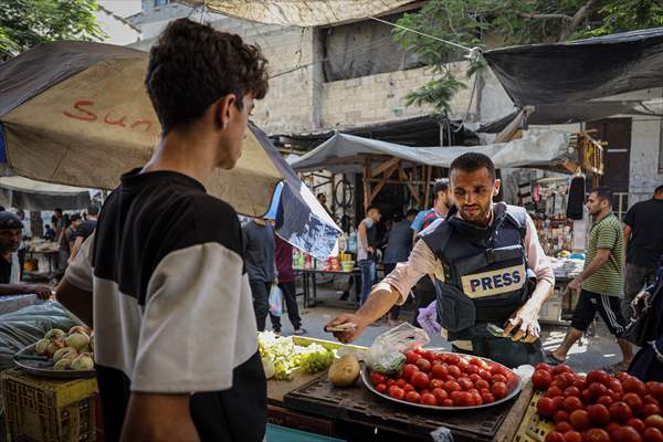 Journalists document daily struggles amid Gaza humanitarian crisis due to Israeli attacks