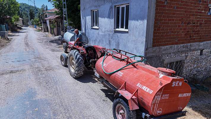 Bursa'da orman yangınına su yetiştirmek için patlak lastikle 2 kilometre katetti
