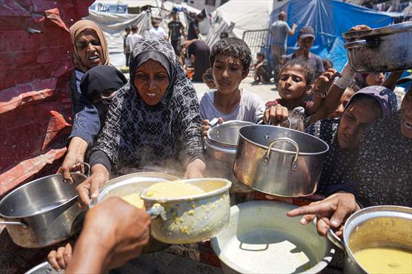 Food distributed to Palestinians struggling with hunger in Gaza