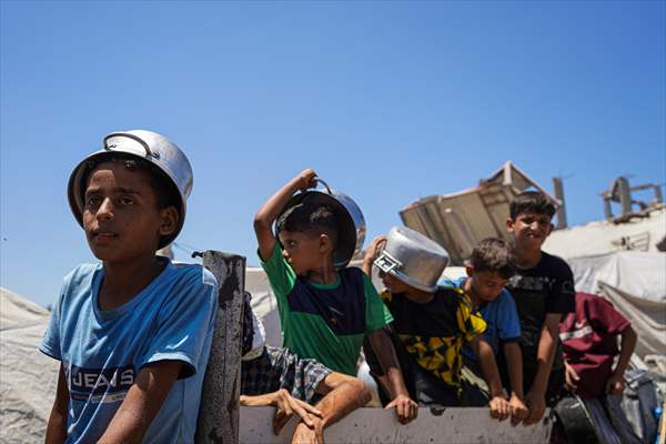 Food distributed to Palestinians struggling with hunger in Gaza