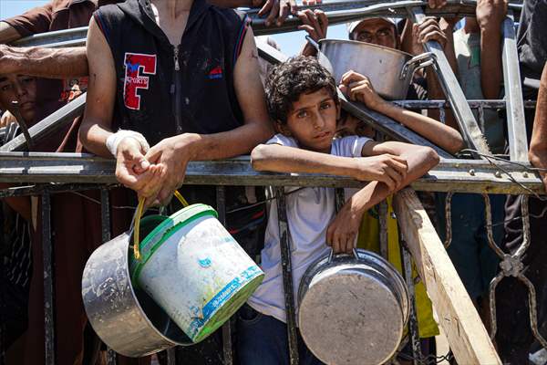 Food distributed to Palestinians struggling with hunger in Gaza