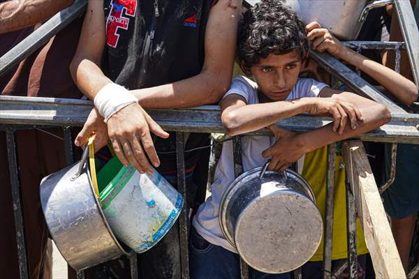 Food distributed to Palestinians struggling with hunger in Gaza