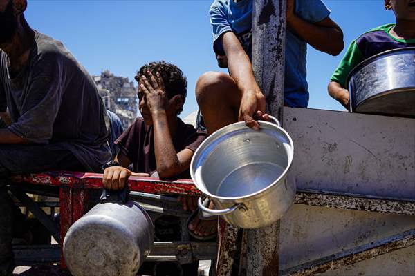 Food distributed to Palestinians struggling with hunger in Gaza