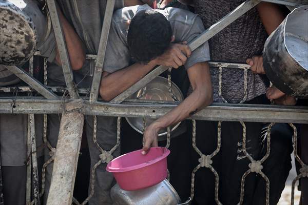 Food distributed to Palestinians struggling with hunger in Gaza