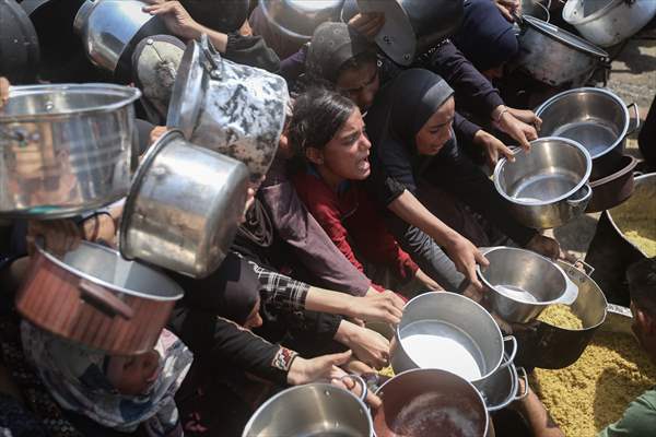 Food distributed to Palestinians struggling with hunger in Gaza