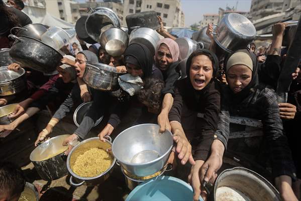 Food distributed to Palestinians struggling with hunger in Gaza
