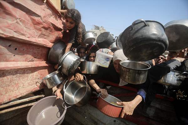 Food distributed to Palestinians struggling with hunger in Gaza