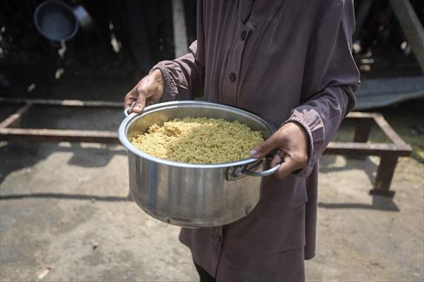 Food distributed to Palestinians struggling with hunger in Gaza