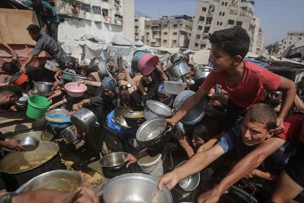 Food distributed to Palestinians struggling with hunger in Gaza