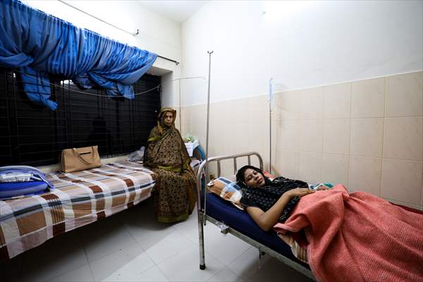 Bangladeshi Mother Gives Birth to Quintuplets in Barishal