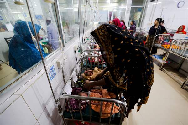 Bangladeshi Mother Gives Birth to Quintuplets in Barishal