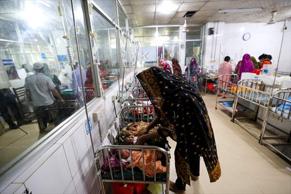 Bangladeshi Mother Gives Birth to Quintuplets in Barishal