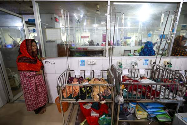 Bangladeshi Mother Gives Birth to Quintuplets in Barishal