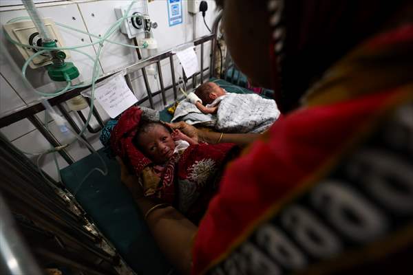 Bangladeshi Mother Gives Birth to Quintuplets in Barishal
