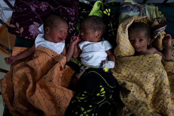 Bangladeshi Mother Gives Birth to Quintuplets in Barishal