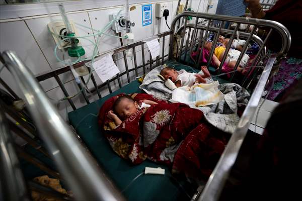 Bangladeshi Mother Gives Birth to Quintuplets in Barishal