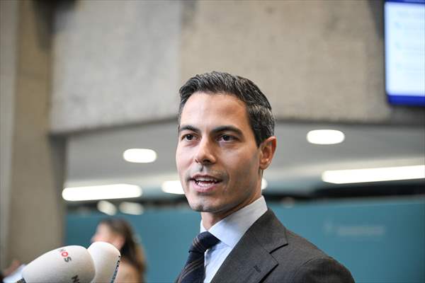 Party leaders meet for post-election talks in The Hague