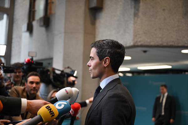 Party leaders meet for post-election talks in The Hague