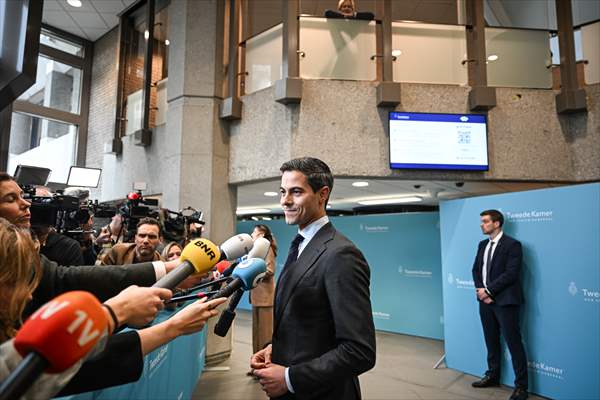 Party leaders meet for post-election talks in The Hague