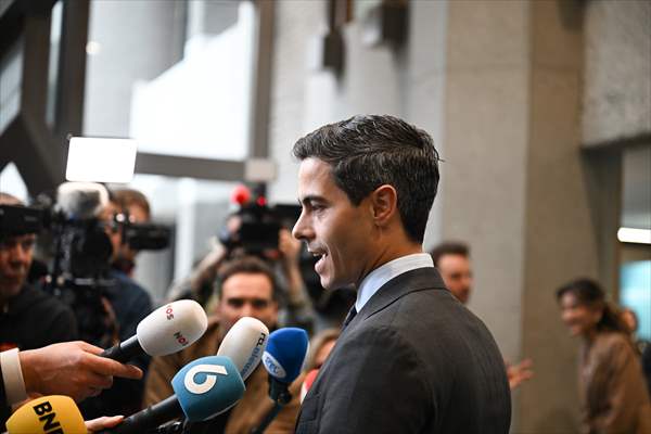 Party leaders meet for post-election talks in The Hague