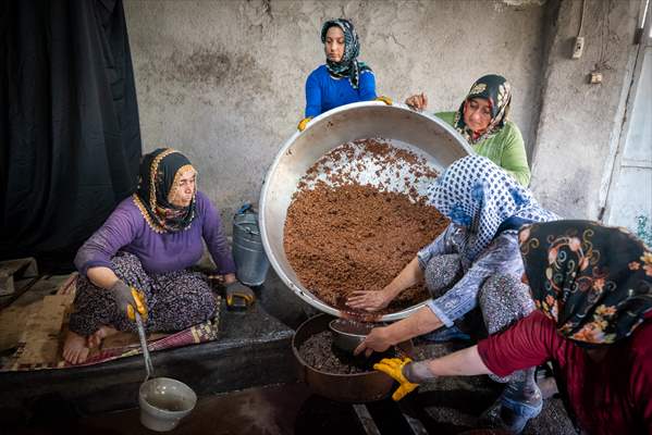 Hatay’da geleneksel “su seyti” yöntemiyle üretim devam ediyor