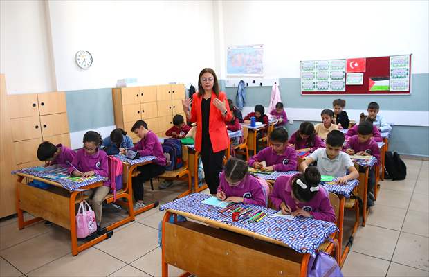 Diyarbakır'da öğrenciler 'akran zorbalığı'na karşı etkinliklerle bilinçlendiriliyor