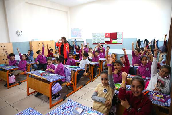 Diyarbakır'da öğrenciler 'akran zorbalığı'na karşı etkinliklerle bilinçlendiriliyor